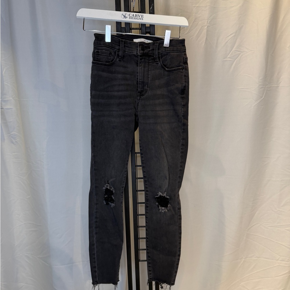 PacSun Black Distressed‎ Ankle Jeans